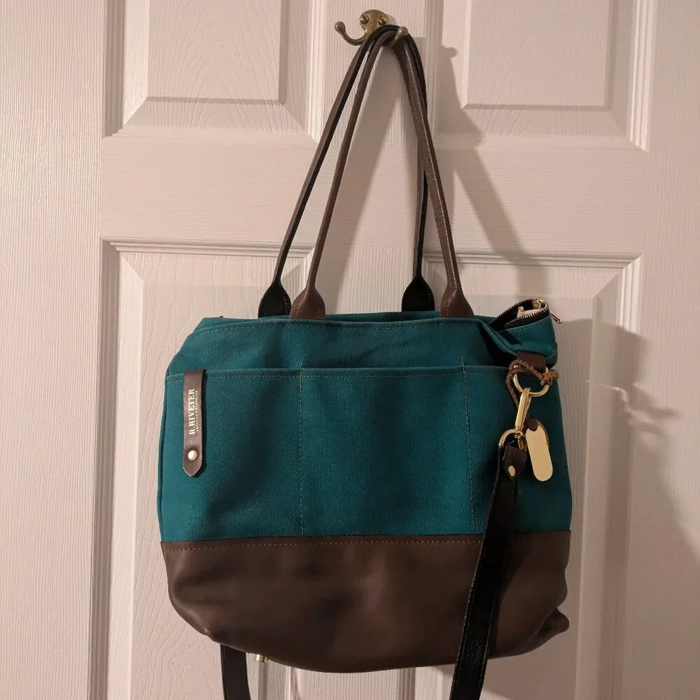 R Riveter Williams Carry All Tote - Picture 3 of 4